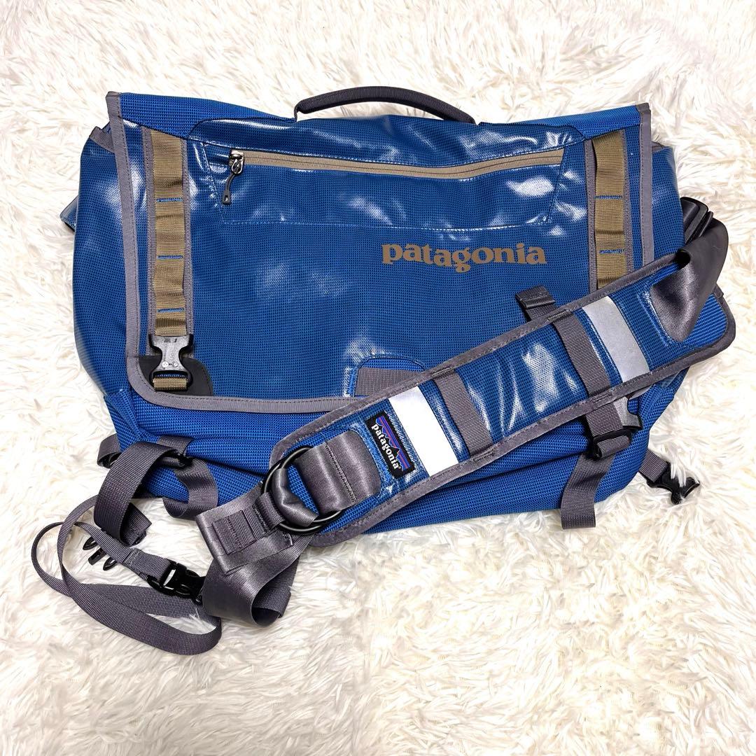 希少 パタゴニア ブラックホールメッセンジャー バッグ ブルー　美品