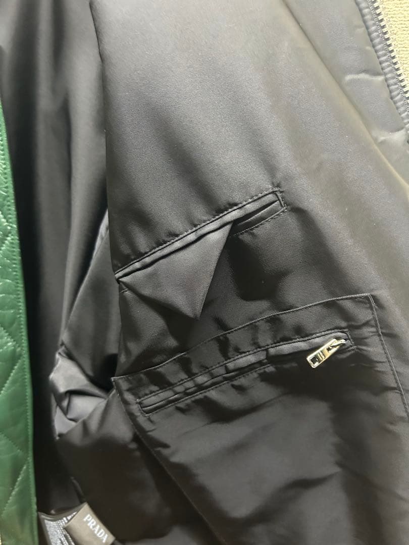 PRADA プラダ オーバーサイズ ナッパレザーボンバージャケット M
