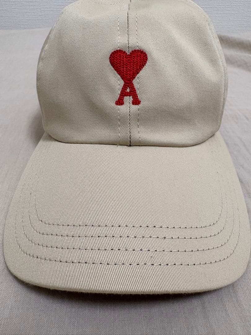 ami paris キャップ ベージュ