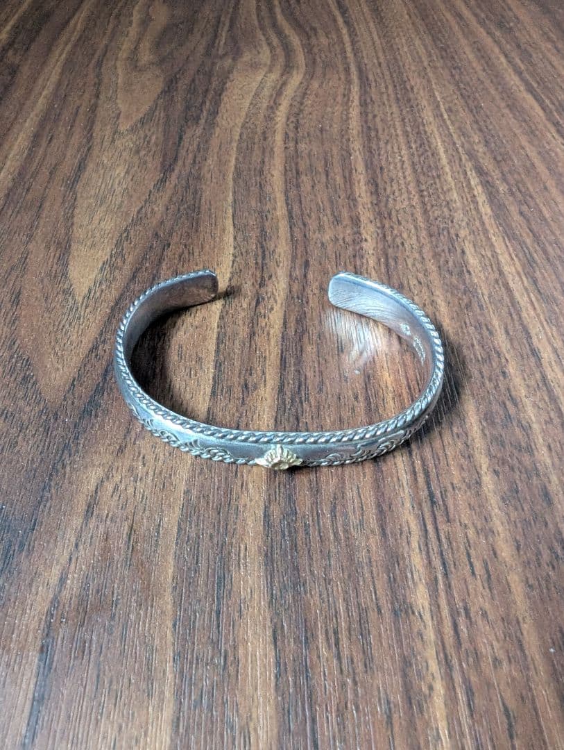 ARIZONA FREEDOM K18太陽神付き 唐草 シルバーバングル