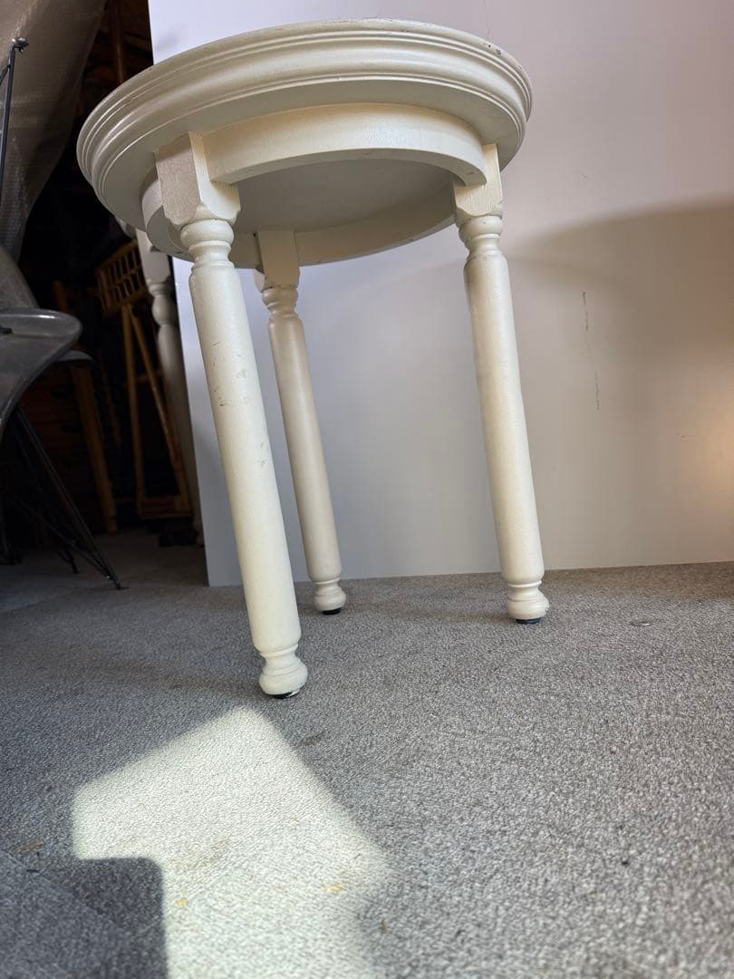 白塗装 木製 ラウンドサイドテーブル 3本脚 クラシック 花台 高さ調整可