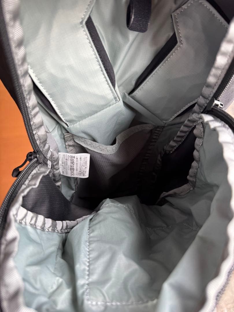 ノースフェイス　アイビス16 ザック NM62397 16L 現行品 美品