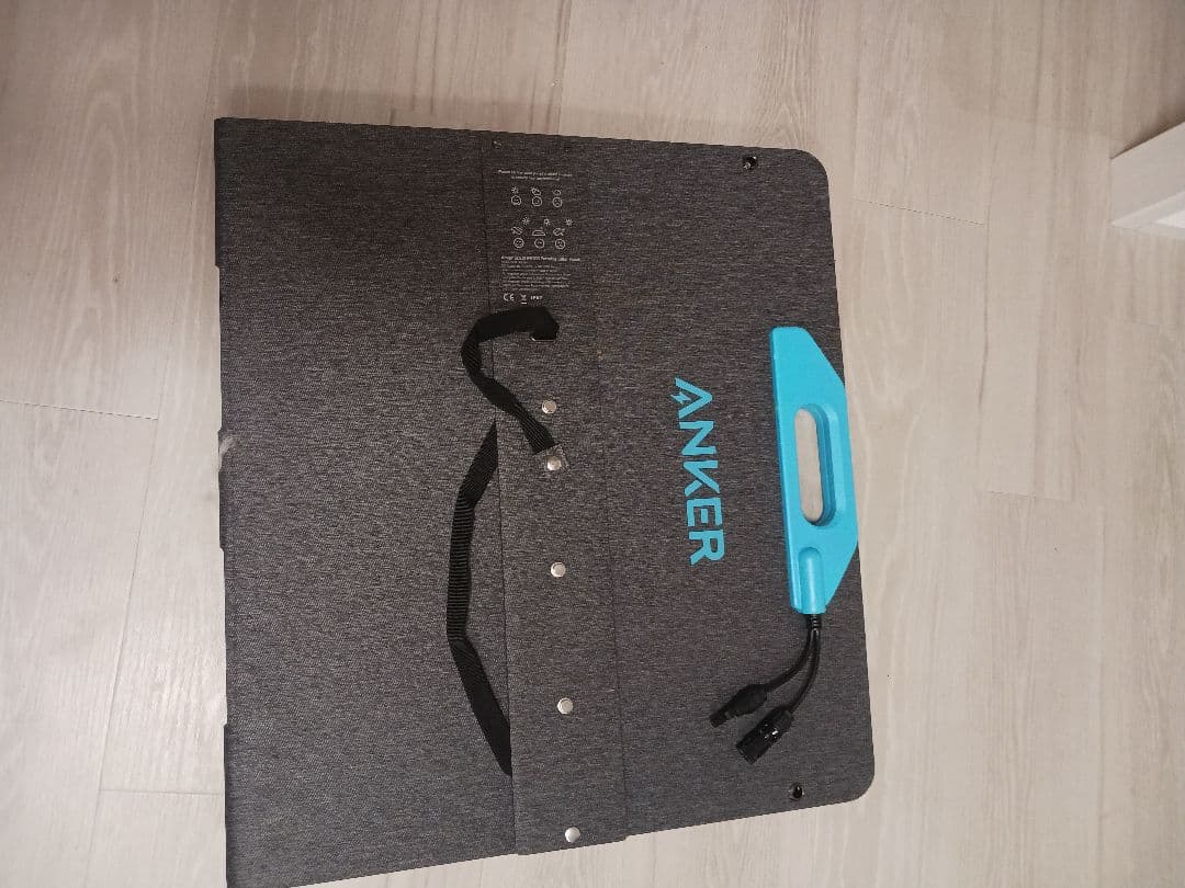 ANKER SOLIX　PS100 ソーラーパネル