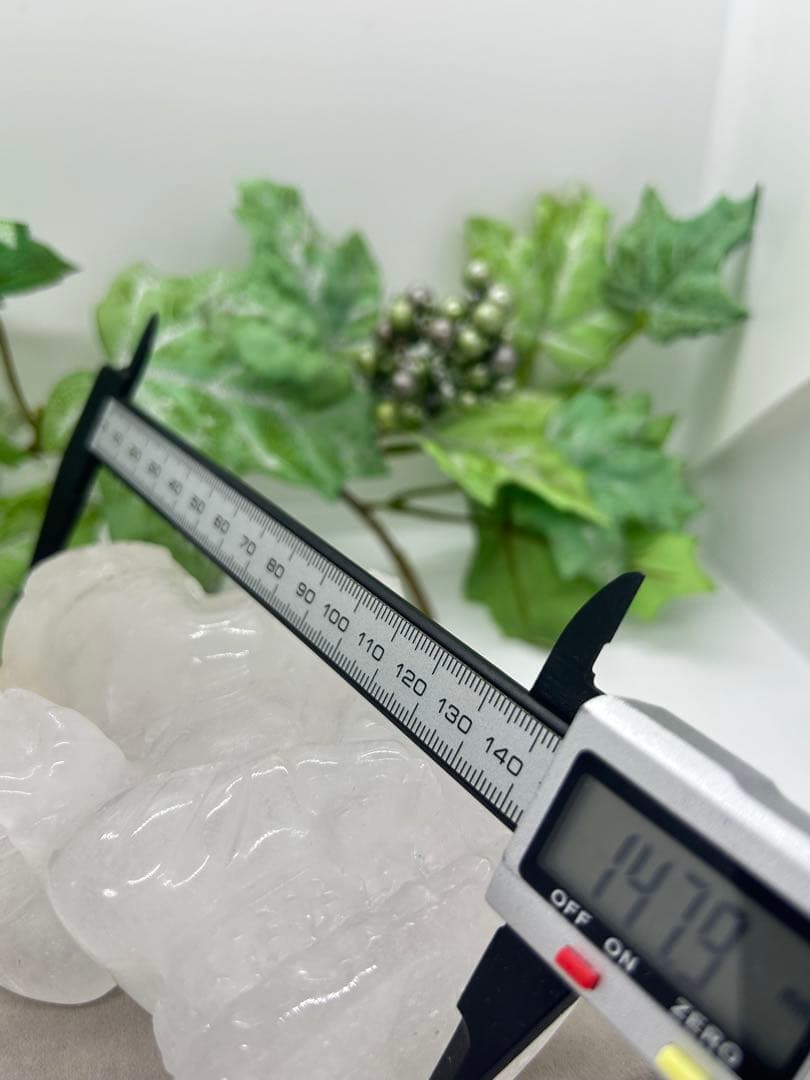 天然石ミルク水晶ガネーシャ置物　No.924