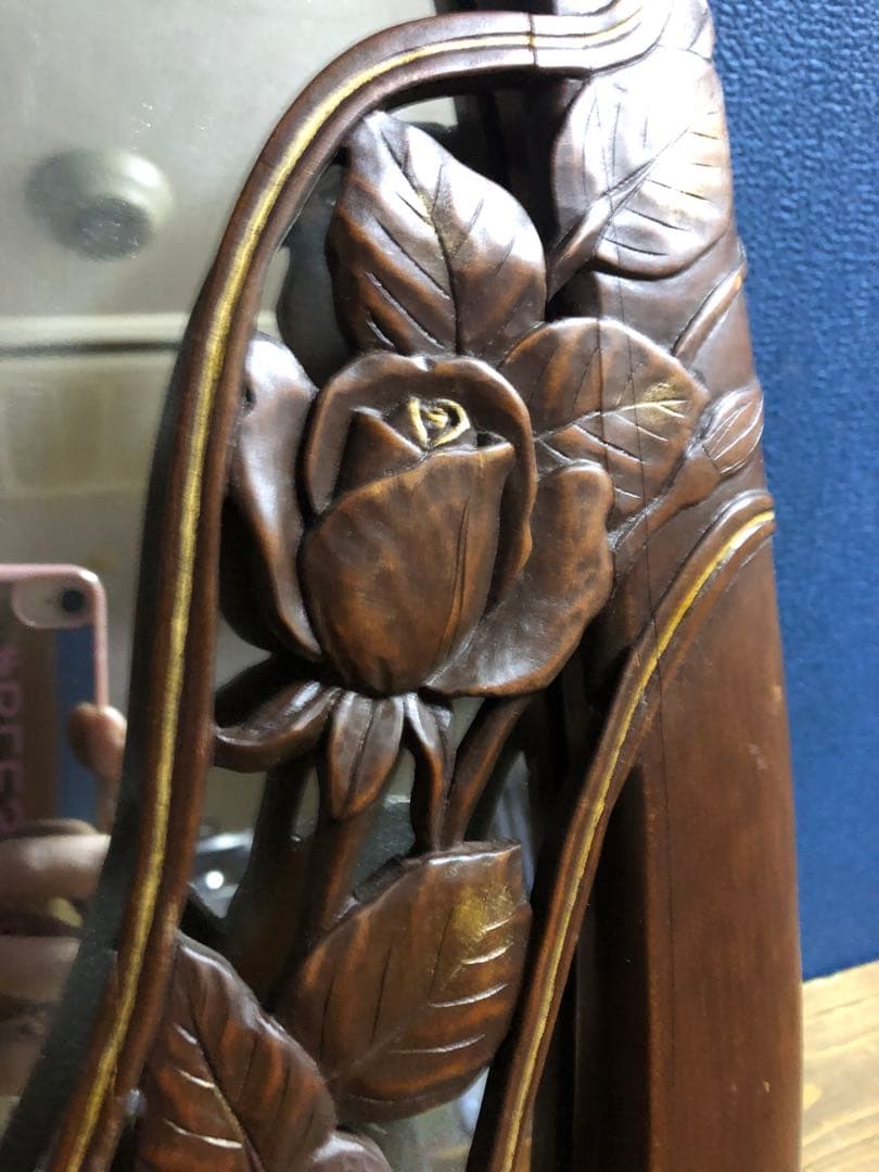 A 壁掛けミラー　壁掛けインテリア　木彫り　アンティーク調　ヴィンテージ　ロココ