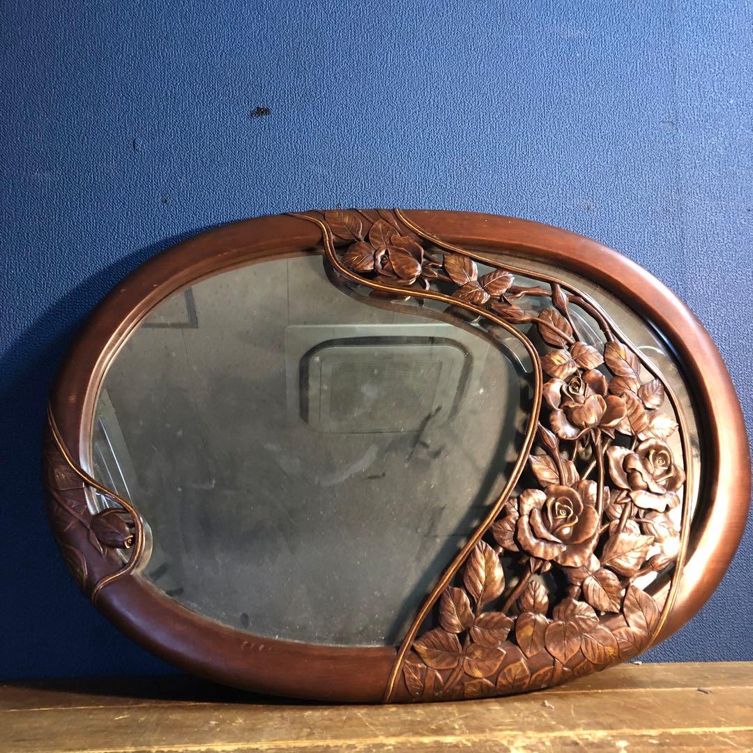 A 壁掛けミラー　壁掛けインテリア　木彫り　アンティーク調　ヴィンテージ　ロココ