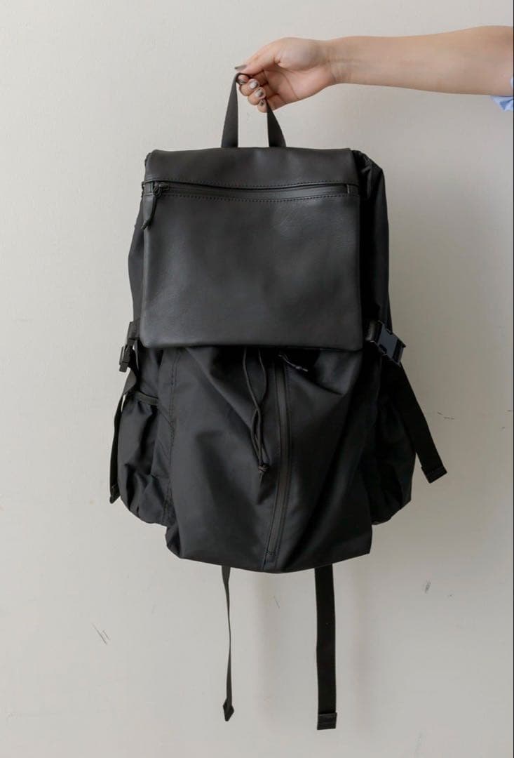 ear papillonner ブラック 多機能バックパック 大容量