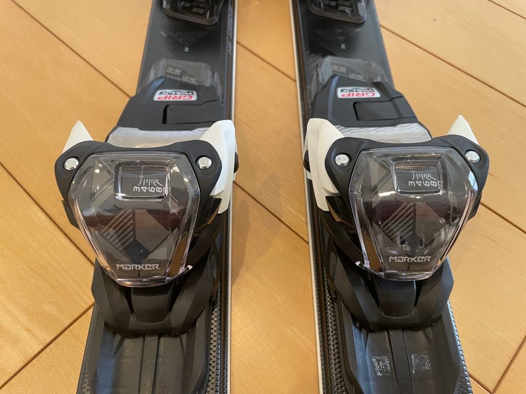 Volkl フォルクル 初心者向けスキー板 144cm FLAIR 72