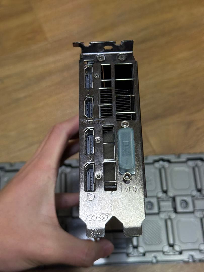 GeForce GTX 1080 8GB 分解清掃歴あり