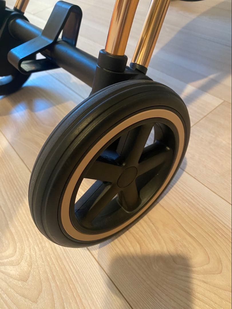 サイベックスミオス　ホワイトシートカバー ローズゴールドフレーム ベビーカー