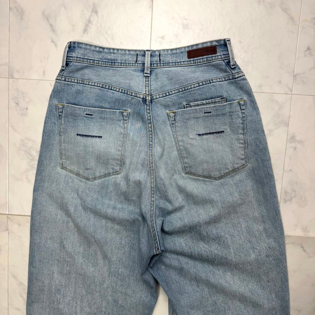【美品】 希少サイズ YANUK JOAN ワイドストレートデニム 26