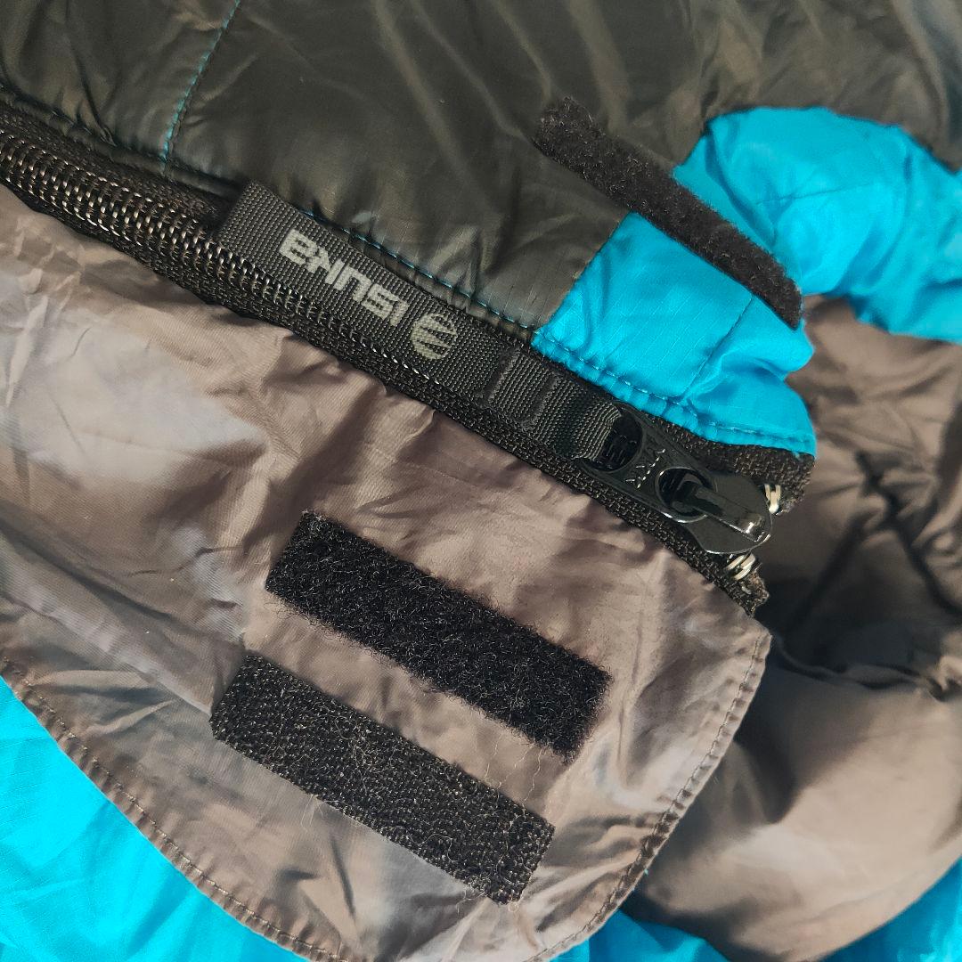 ISUKAアルファライト 1300EX シュラフ 寝袋 ブルー ウィンターモデル