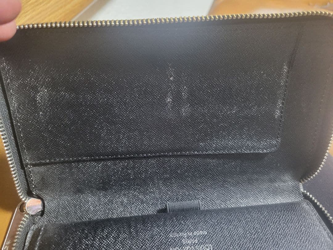 A*4様 LOUIS VUITTON　ジッピーウォレット・ヴェルティカル