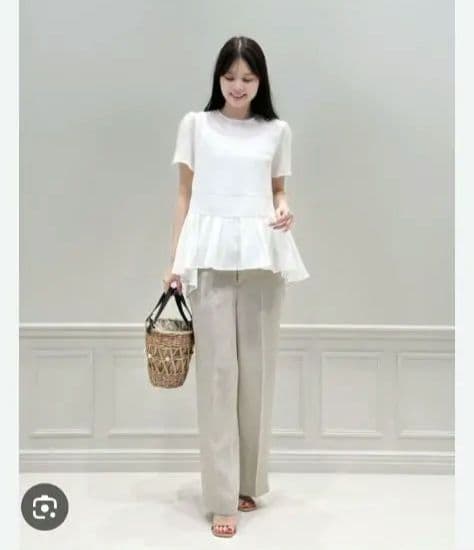 ☆新品☆29700円☆アベニール☆オーガンジージャガード半袖ペプラムブラウス