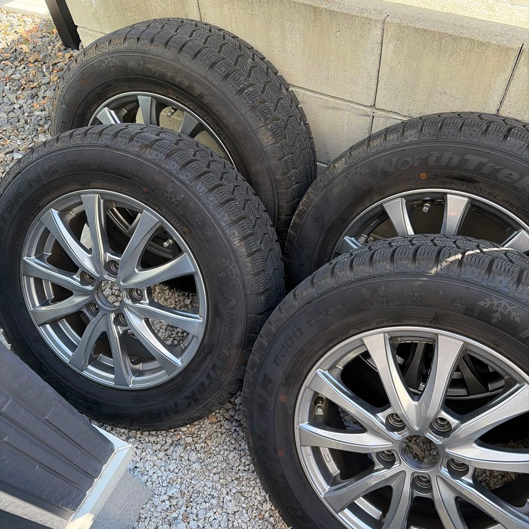 【美品】国産スタッドレスセット　ノア、ヴォクシーに！