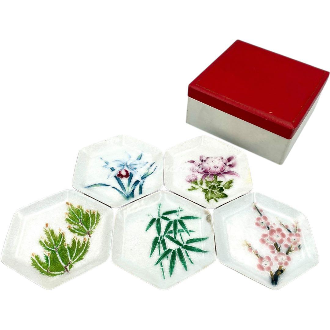 【未使用品】 尚美堂 七宝焼 六角皿五枚セット 専用箱 専用台付 松竹梅 銘々皿