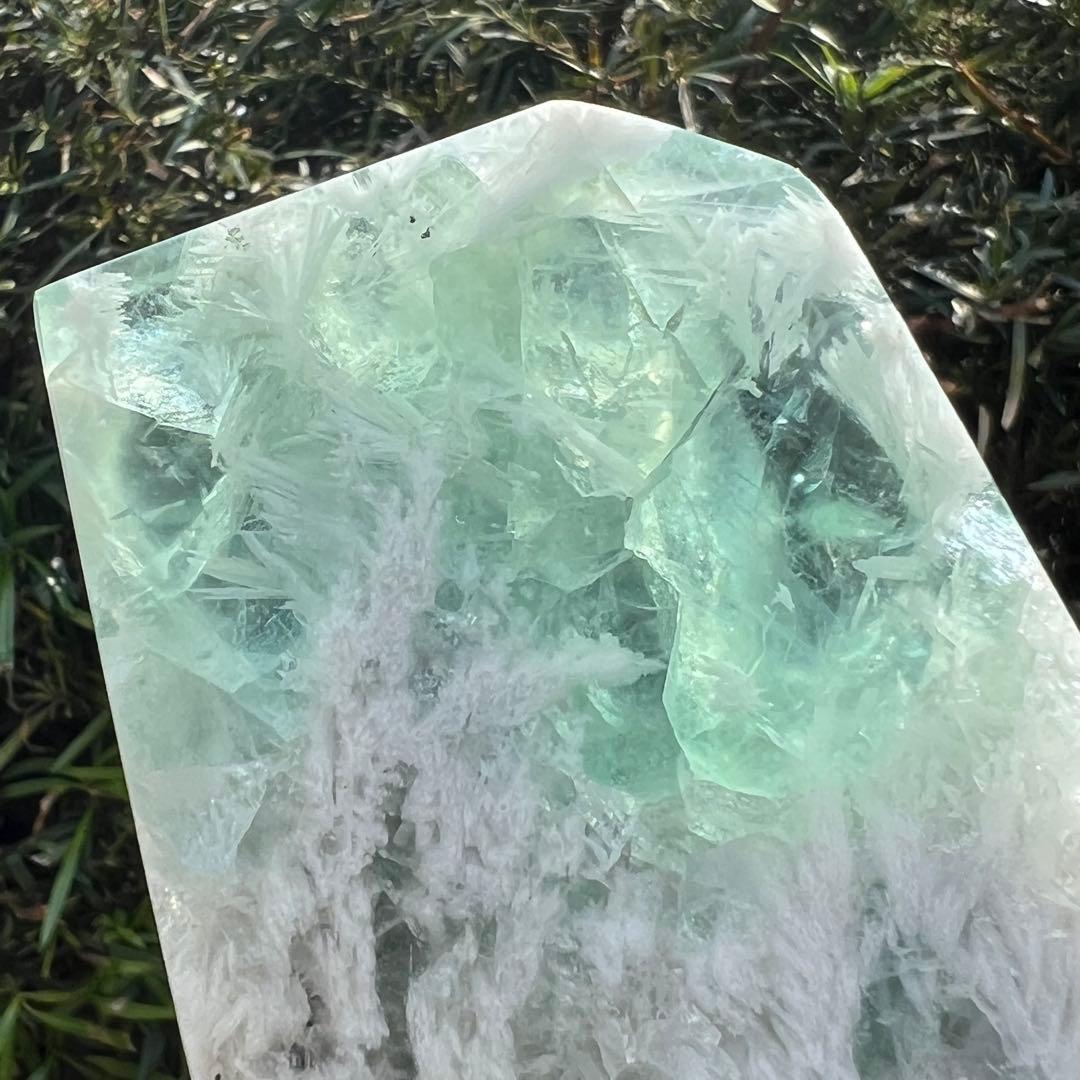 ✳️密集した神秘的な美麗フェザーと透明度✨エンジェルフェザー フローライト 天然石