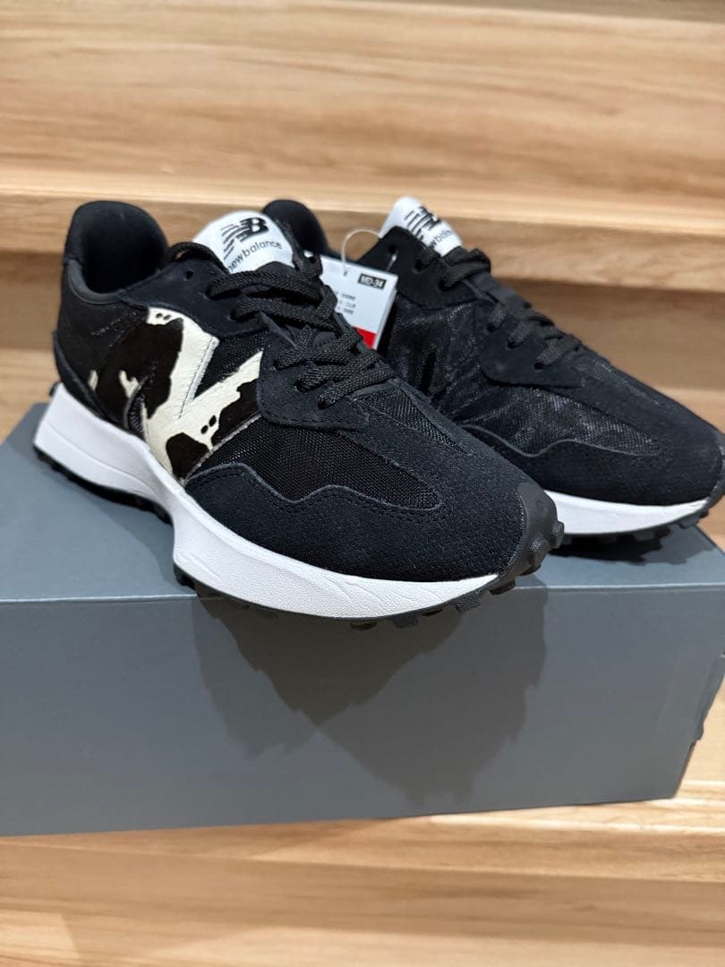 【新品未使用】New Balance WS327SC ブラック23.0cm