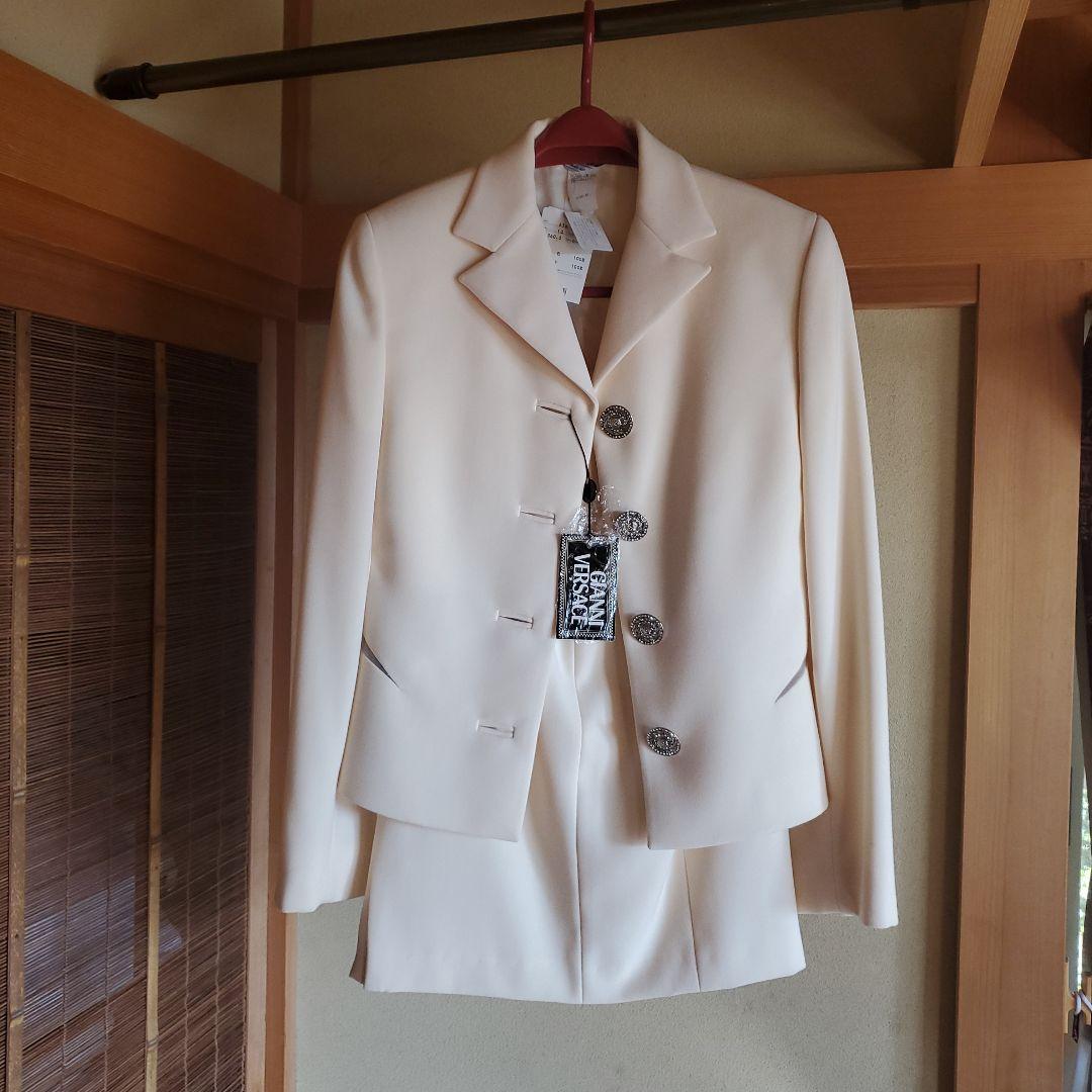 GIANNI VERSACH ツーピース　スーツ