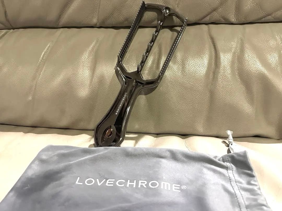 LOVECHROME ヘアブラシ 収納袋付き