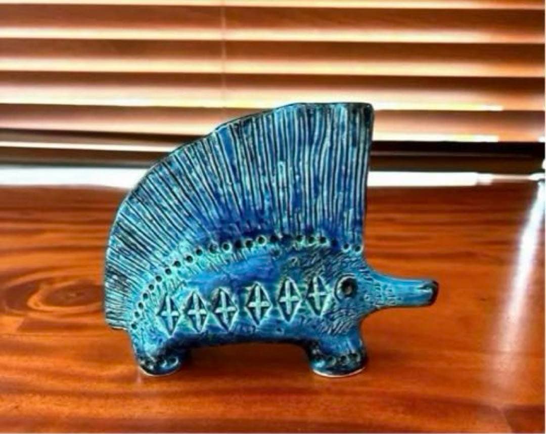 新品未使用　ビトッシ　リミニブルー　ヤマアラシ　陶器置物