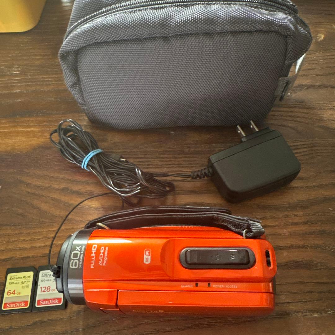 JVCビデオカメラ☆EverioR☆GZ-RX690-Dオレンジ