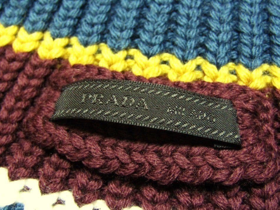 ■新品9万!PRADAプラダ／厚手ケーブルリブニットデザインネックウォーマー