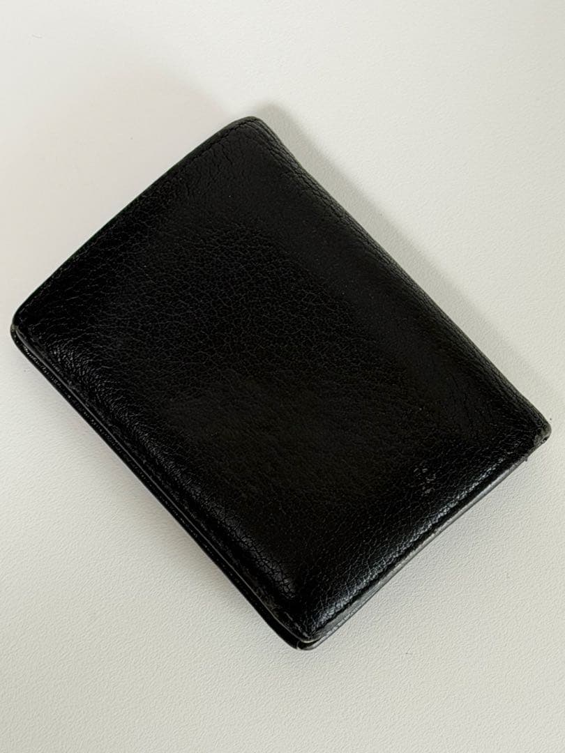H*.様 MIU MIU ブラックレザー 二つ折り財布 美品