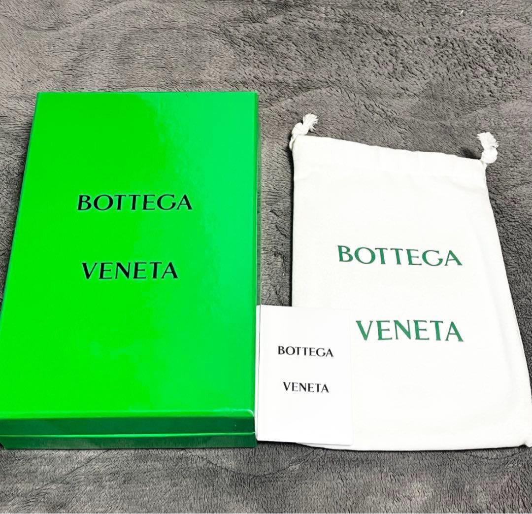 【未使用】ボッテガ ヴェネタ　長財布 カセットラウンドファスナー レザー 黒