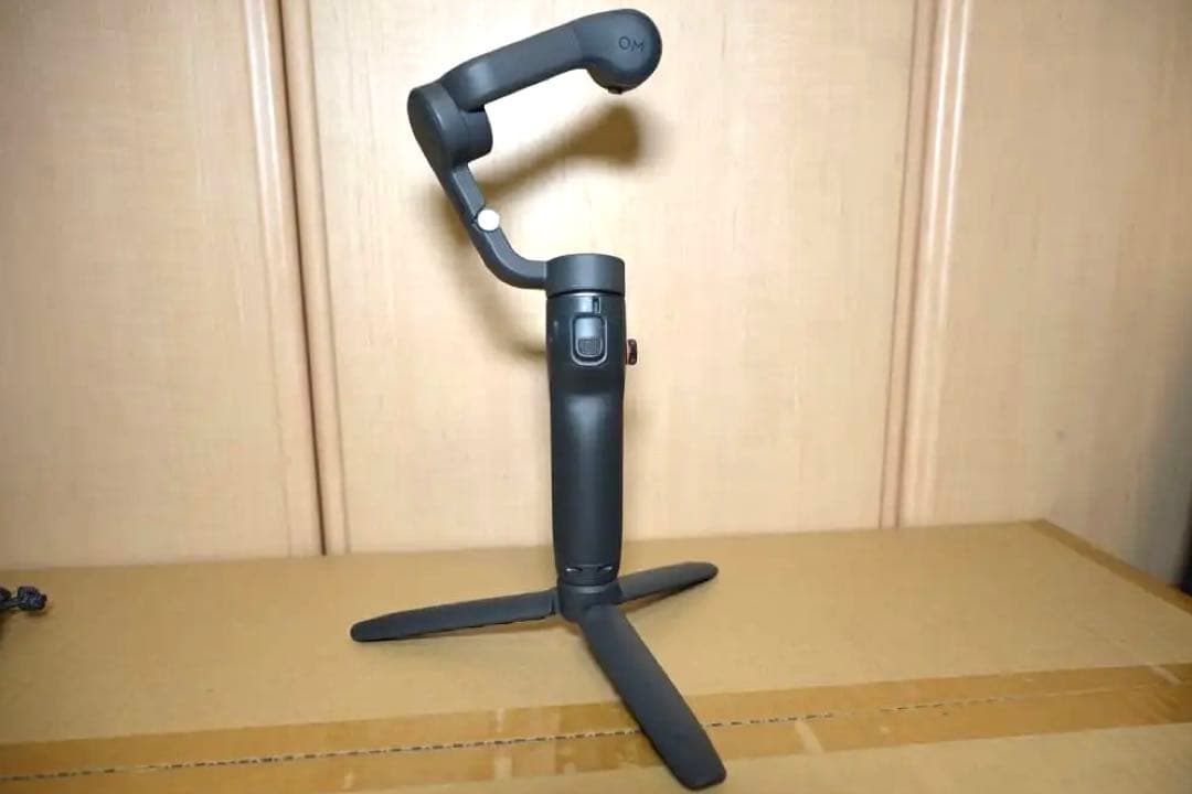 DJI Osmo Mobile 6+補助光付きクリップ(純正)