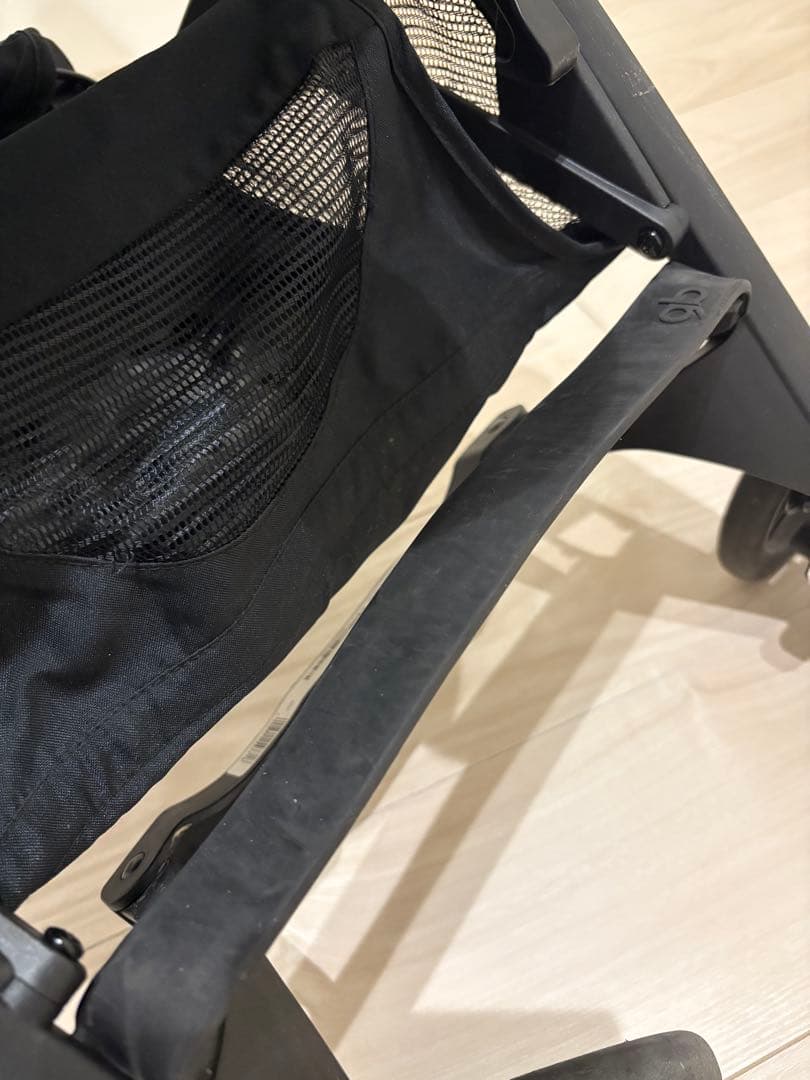 ポキット　折りたたみ式ベビーカー ブラック