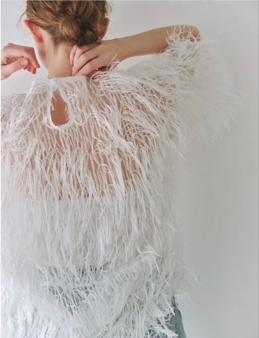 Cygne フェザートップス　Moni