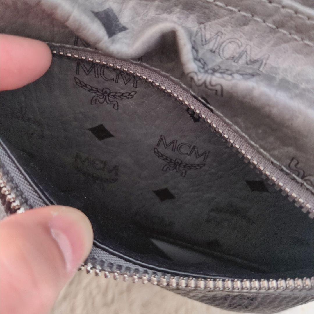 【あ】MCM リュックサック ヴィセトス スタッズ レザー グレー 地雷系