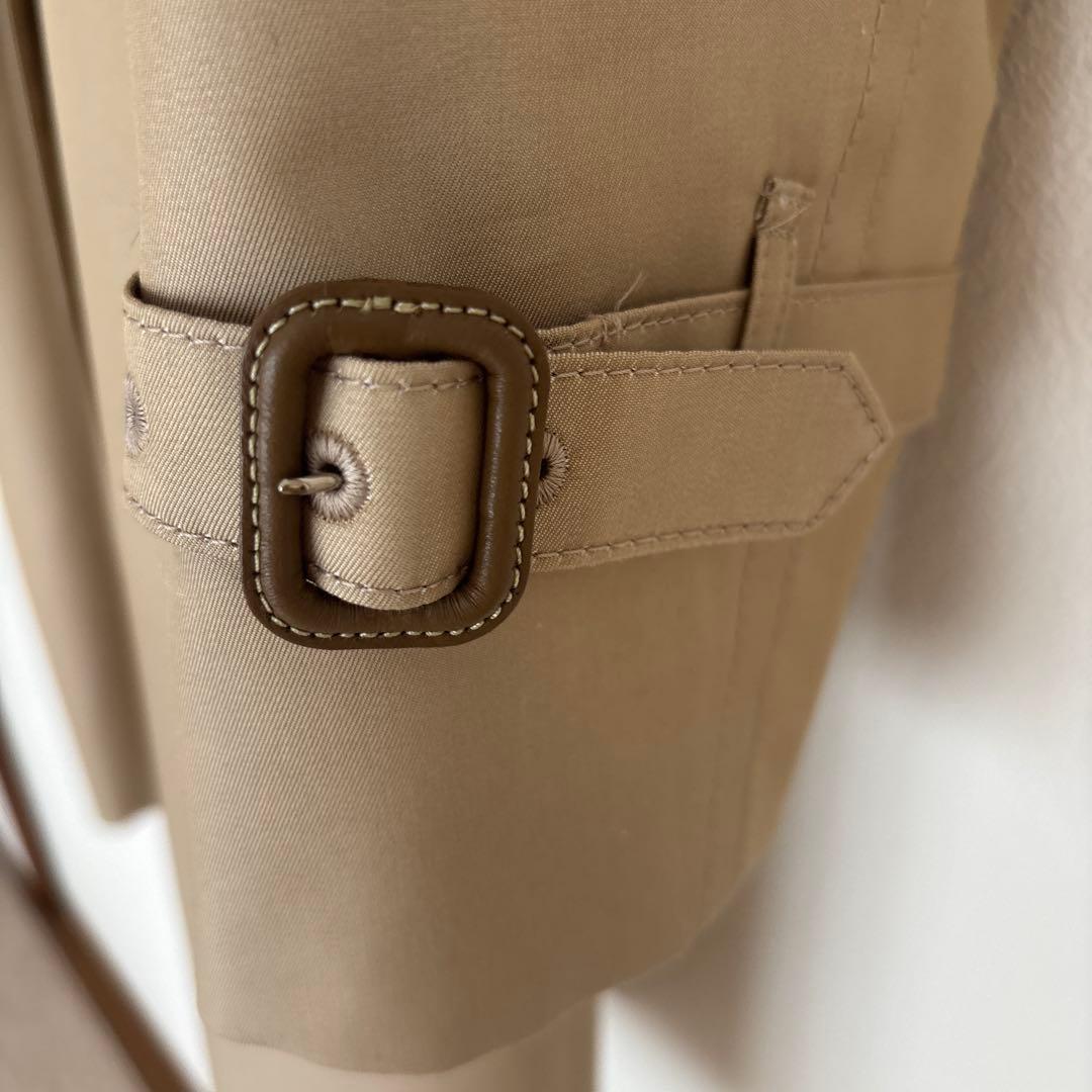 アクアスキュータム　トレンチコート