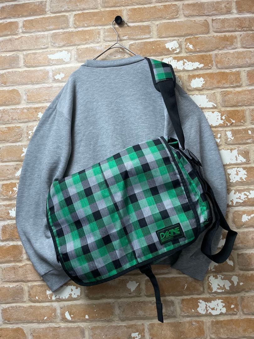 90s DAKINE ダカイン　メッセンジャーバック　チェック　y2k 緑　黒