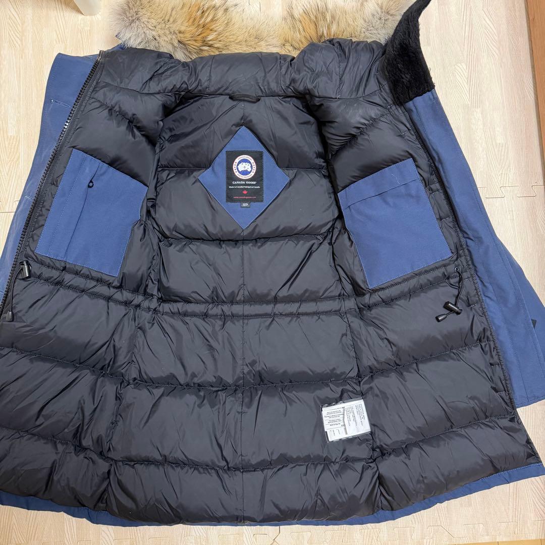 カナダグース　ダウンジャケット　パーカー　ファー　レディース　XS