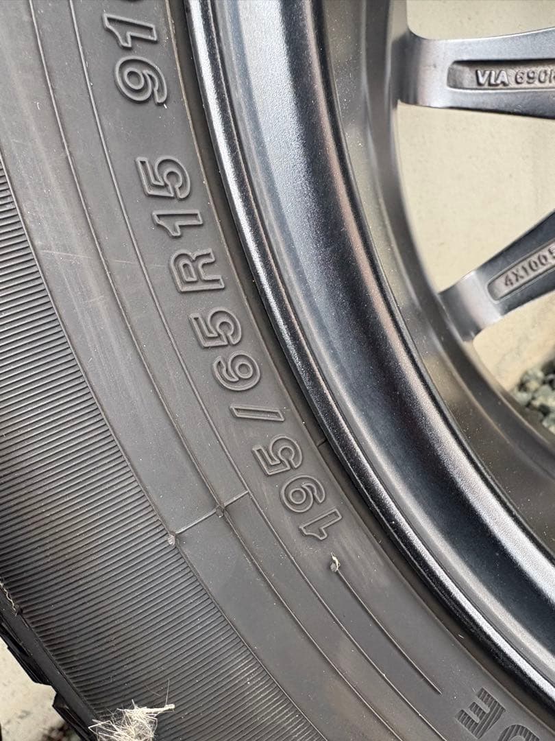 e*r様 195/65R15スタッドレス&15インチアルミホイール4本セット