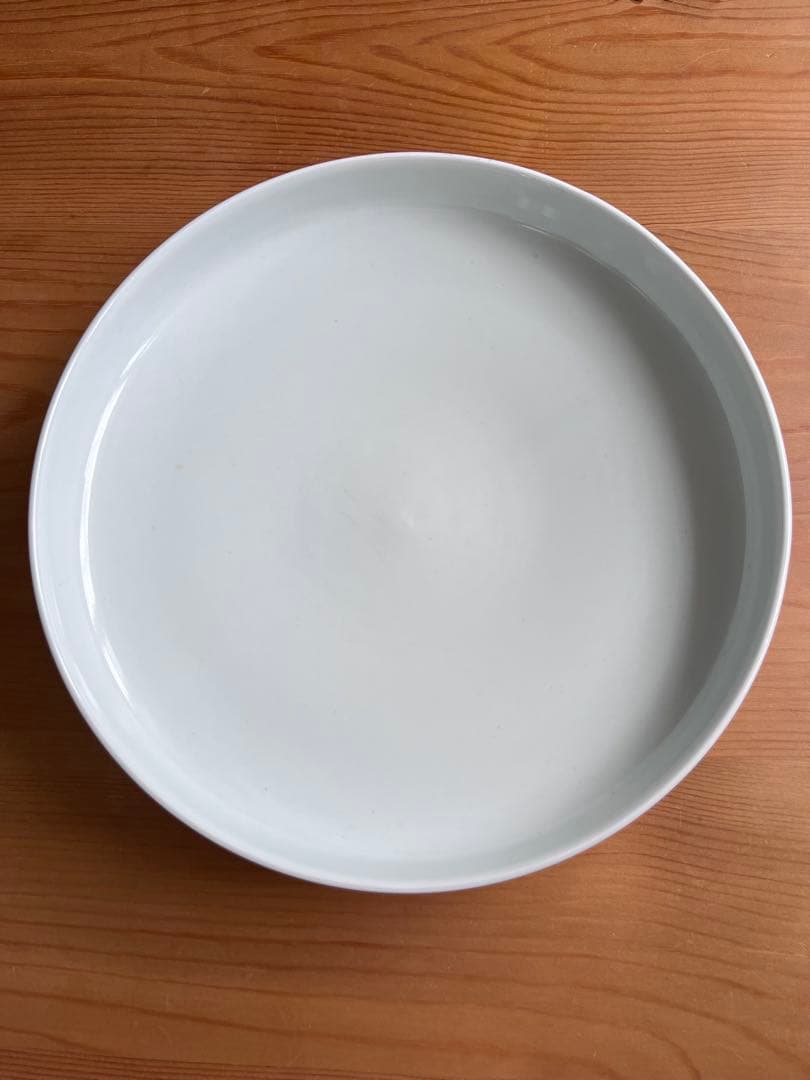 イキジョ 李起助 Lee Gee Jo 白磁リムプレート　約26cm