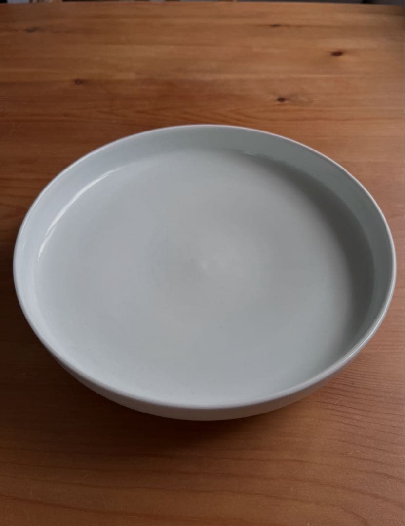 イキジョ 李起助 Lee Gee Jo 白磁リムプレート　約26cm