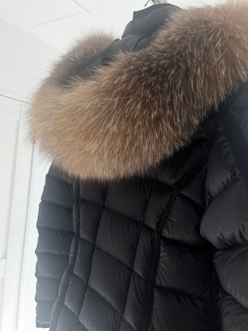 本日限定価格⭐︎稀少国内購入　モンクレール　エルミファー　エルミンヌ　フォックス