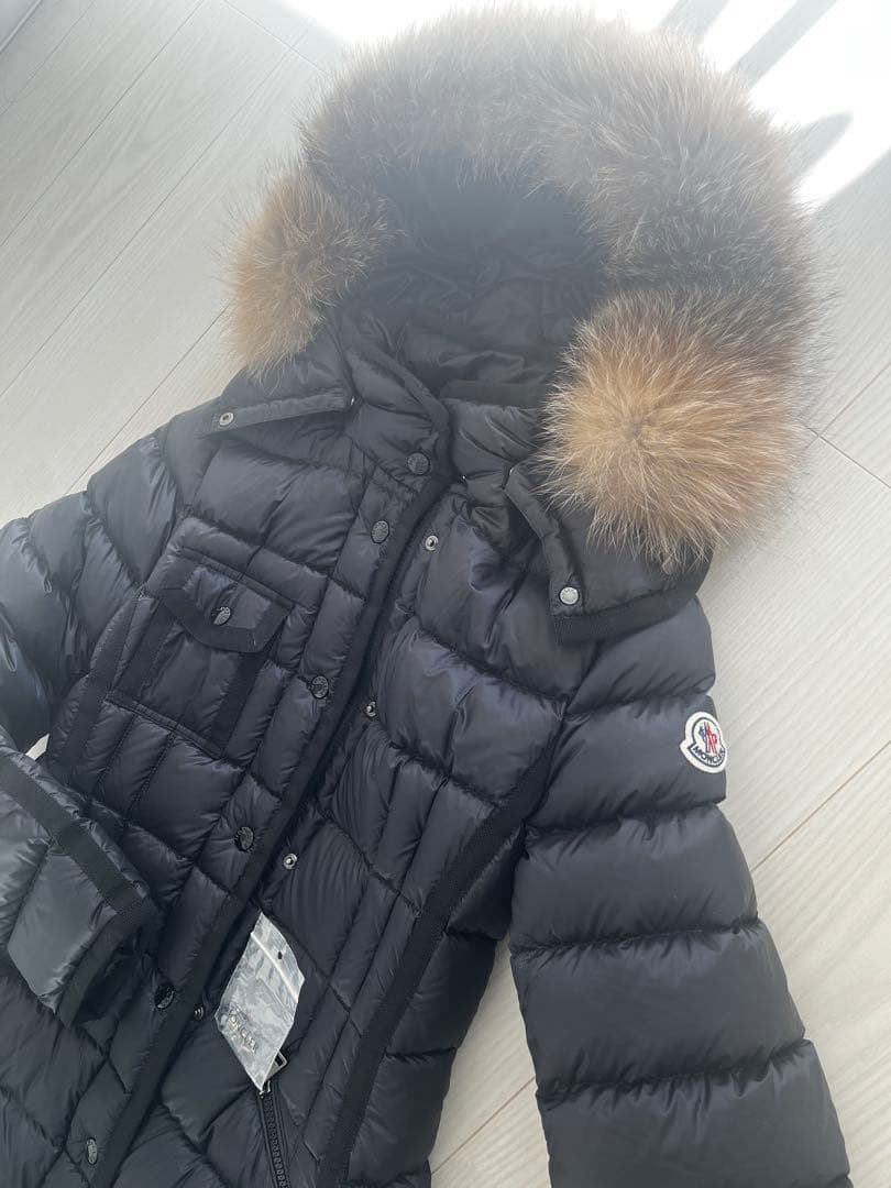 本日限定価格⭐︎稀少国内購入　モンクレール　エルミファー　エルミンヌ　フォックス