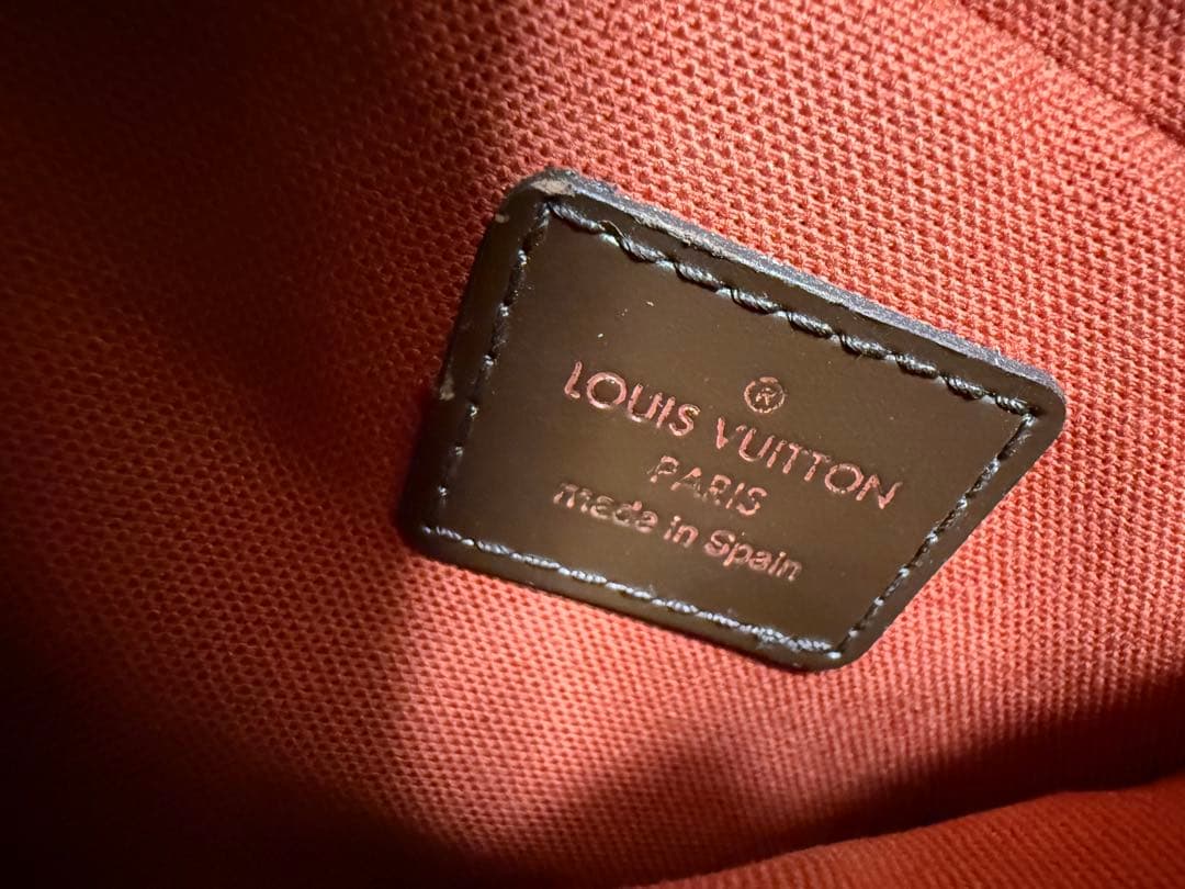 LOUIS VUITTON ダミエ ボディバッグ