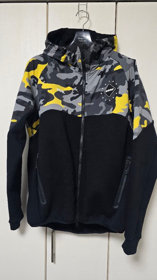 美品22aw FCRB VENTILATION HOODIE L 2526シャツ