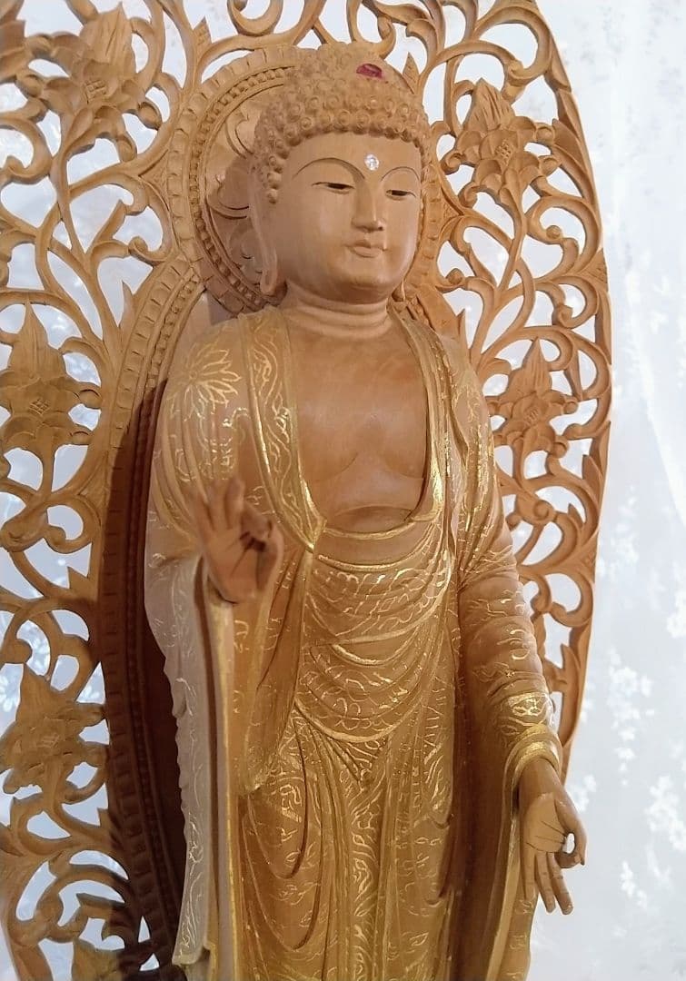 阿弥陀如来立像【大】7寸 #530 宝相華唐草 透かし彫り ◆白檀 木彫 仏像