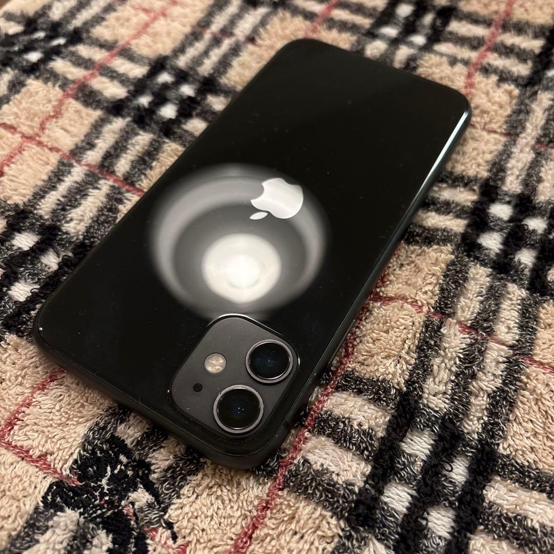 iPhone 11 ブラック 64GB simフリー