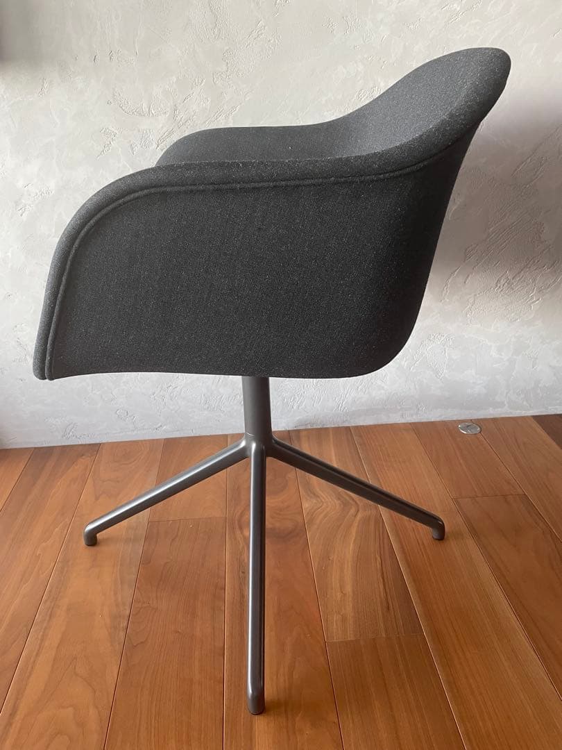 FLYMEe Muuto ムート ファイバー アームチェア