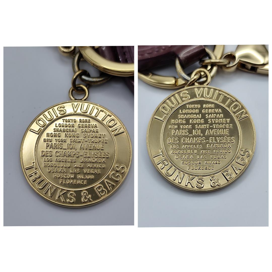 鑑定済・極美品ルイヴィトン ヴェルニ ポルトクレロン キーホルダーバックチャーム