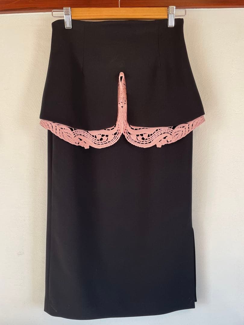 マメクロゴウチ　ペプラムスカート　サイズ2