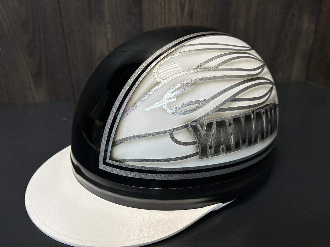 三つボタン‼送料込！！カスタムコルク半　ヤマハ　黒白　ラメ最安値242