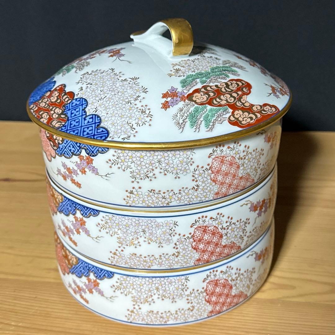 其泉窯 有田焼 春秋文 春秋紋 三段重 美品 木箱